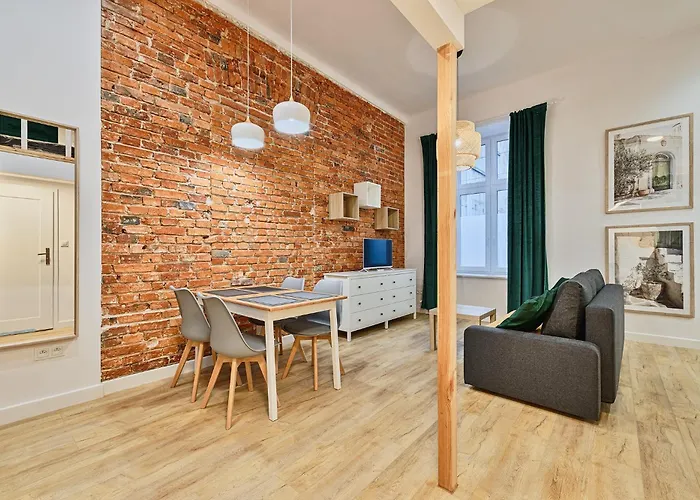 Delux 11 - * Łódź